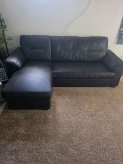 Couch *NEED GONE ASAP, MUST PICK UP*