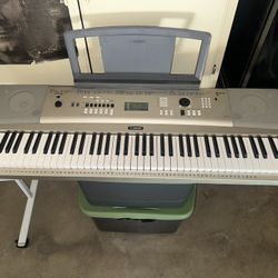 Yamaha keyboard 