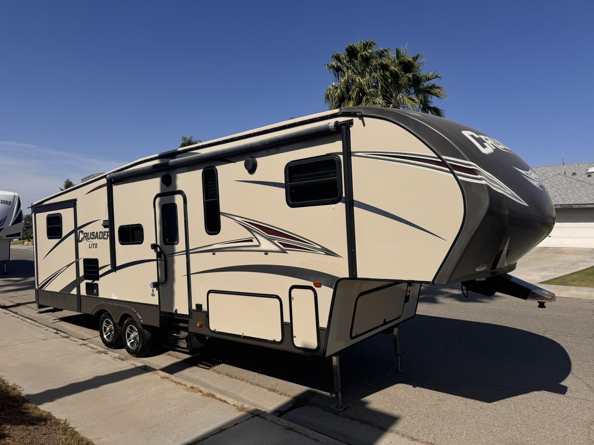 2015 Forest River Crusader Fifth Wheel
