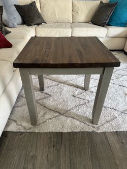 End table/ night stand (X2)