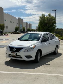 2015 NISSAN VERSA