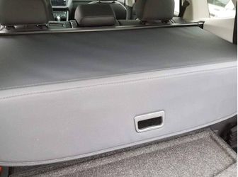 Retractable Trunk Cargo Cover - VW Tiguan