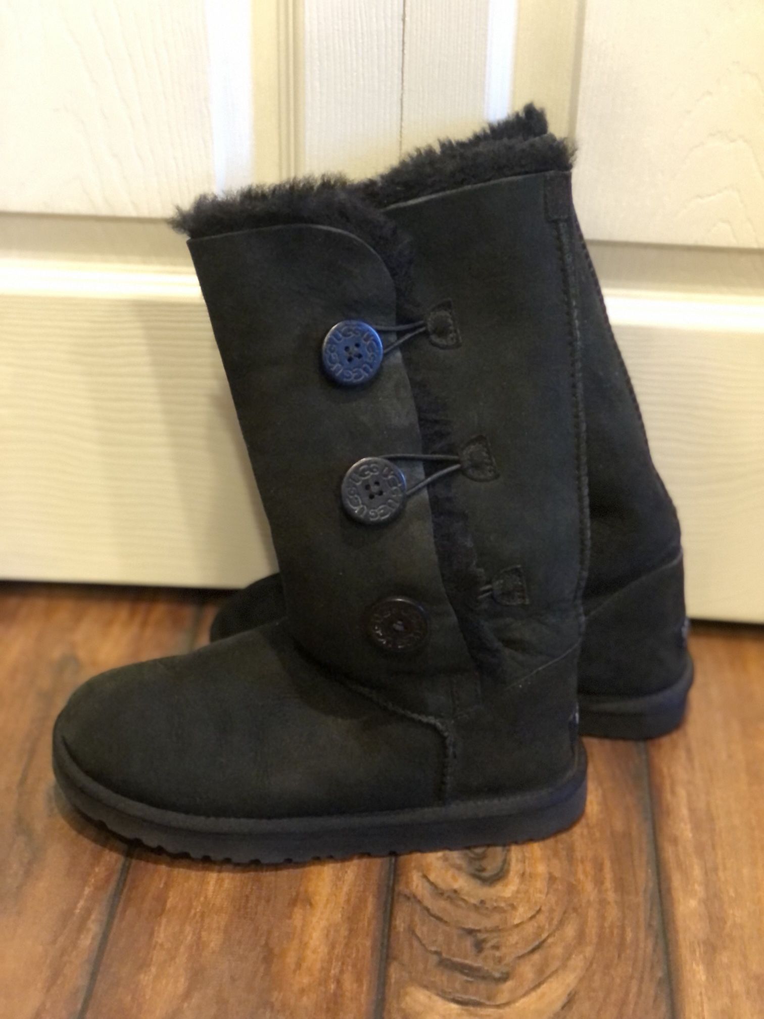 UGG Bailey Button Triplet Tall Black Boots Size 7