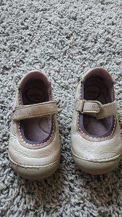 Shoes toddler girl size 6