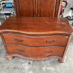 Wood Cabinet-100$ good condition - BEST OFFER