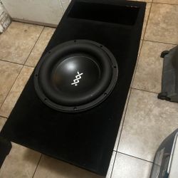 Re Audio Xxx 12 inch subwoofer with ported box  4,000 watts