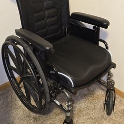 Invacare SL9000 Wheelchair