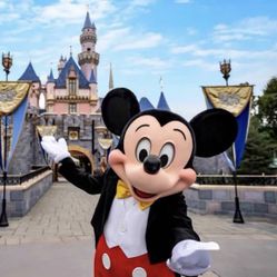 [Discounted tickets for tourist attractions]  World of Coca-Cola Atlanta, GA E- Ticket $15 The USS Midway Museum  San Diego E-Ticket $30  Long Beach A