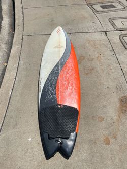 Progressive surfboard 6’8”
