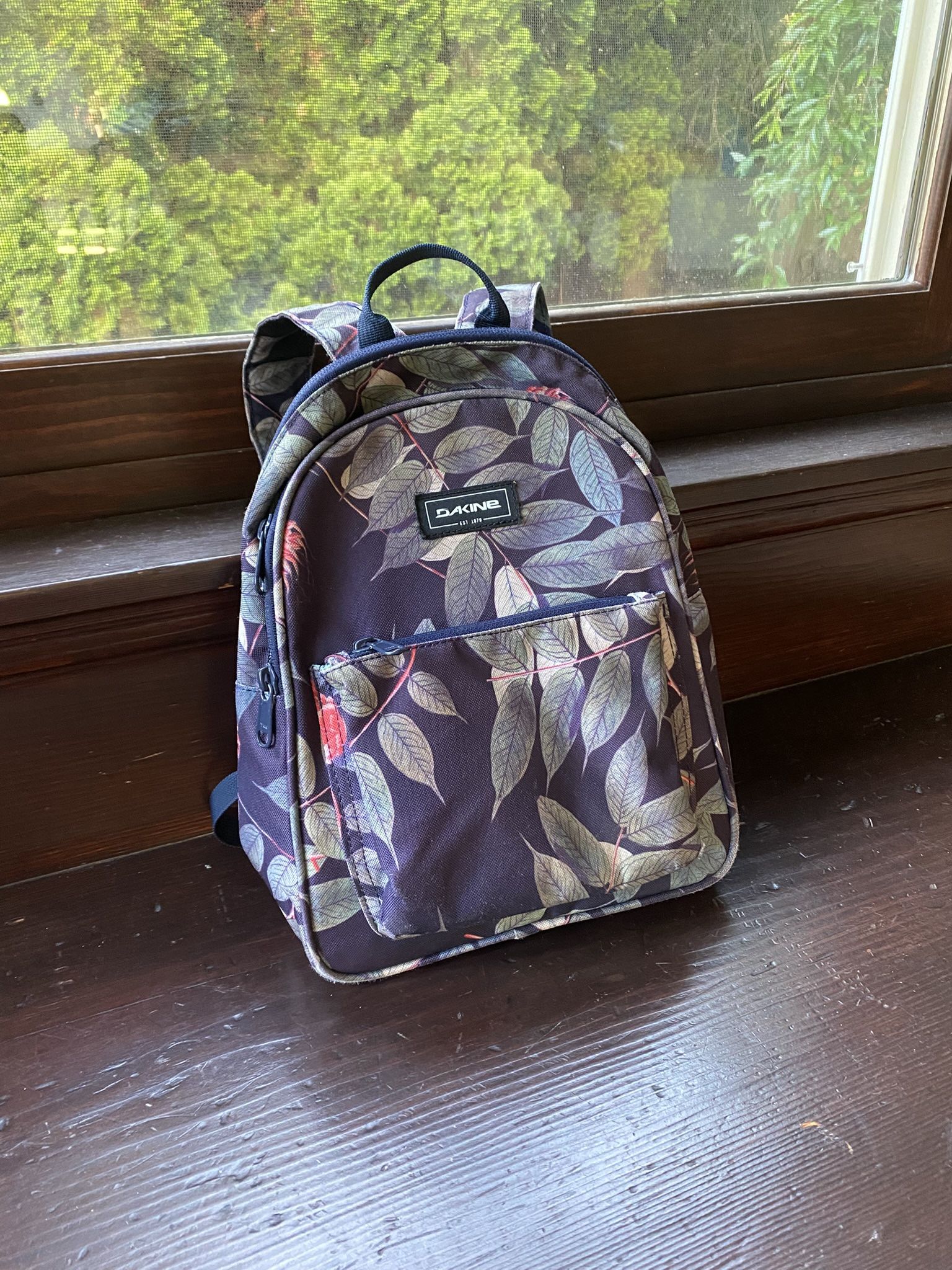Nature Dakine Mini Backpack "Essentials Mini 7L"