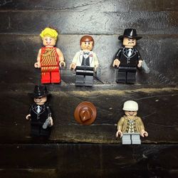 LEGO Indiana Jones 7682 Shanghai Chase COMPLETE w/ Minifigures, Cars & Accessories