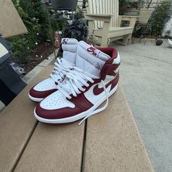 Jordan 1s Size 10.5 m