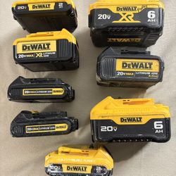 DeWalt 20V Batteries (8)