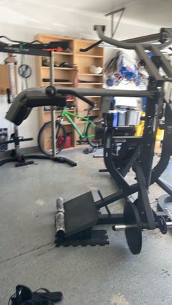 Body Solid Multi-Station - Plate loaded