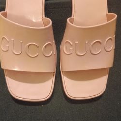 Women's Gucci Rubber Clogs