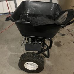 ice melt push/salt spreader