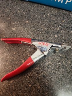 Acrylic nail clipper