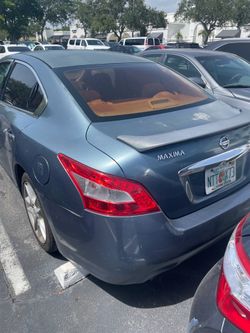 Nissan Maxima