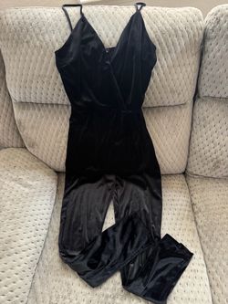 Fashion Nova Velvet Romper size small $15