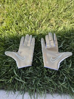 Football Gloves 