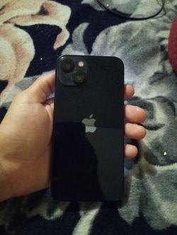 iPhone 13 LOCKED 200$ OBO