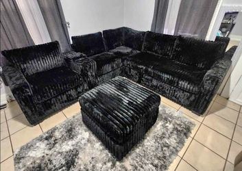 NEW SECTIONAL SOFA
