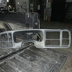 2003-2006 Chevy Silverado Bezel
