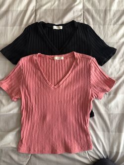 Ribbed V-Neck Crop Tops – Set of 2