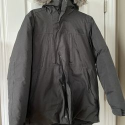 Mens The North Face New Outer Boroughs Hooded Down Insulated Winter Parka Size M