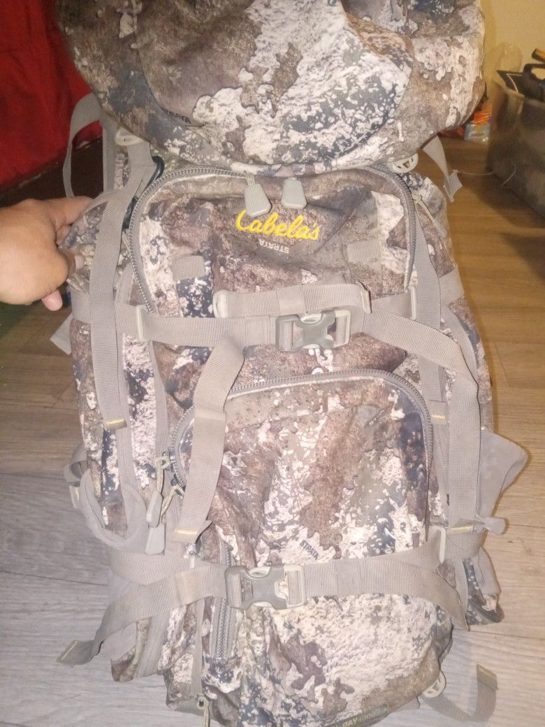 Cabelas Multi Day 4000 Hunting Pack