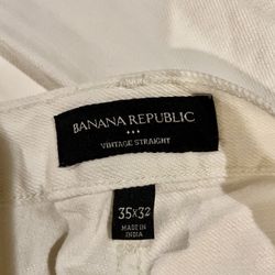Banana Republic White Jeans – Vintage Straight – 35×32 