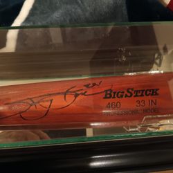 Sammy Sosa Autograph Bat With Display W/COA