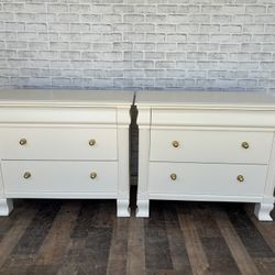 Ethan Allen Large Nightstand Set