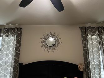 Sunburst decor mirror