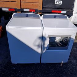 Fisher & Paykel washer and dryer hardly used like new