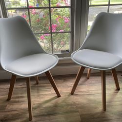 Mid-aCentury Modern Dining Chairs - Set of 2