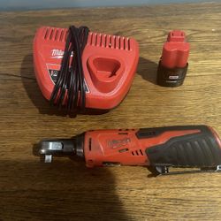 Milwaukee m12 store 2457 details