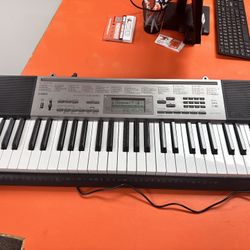 Casio LK-240 61-Key Keyboard