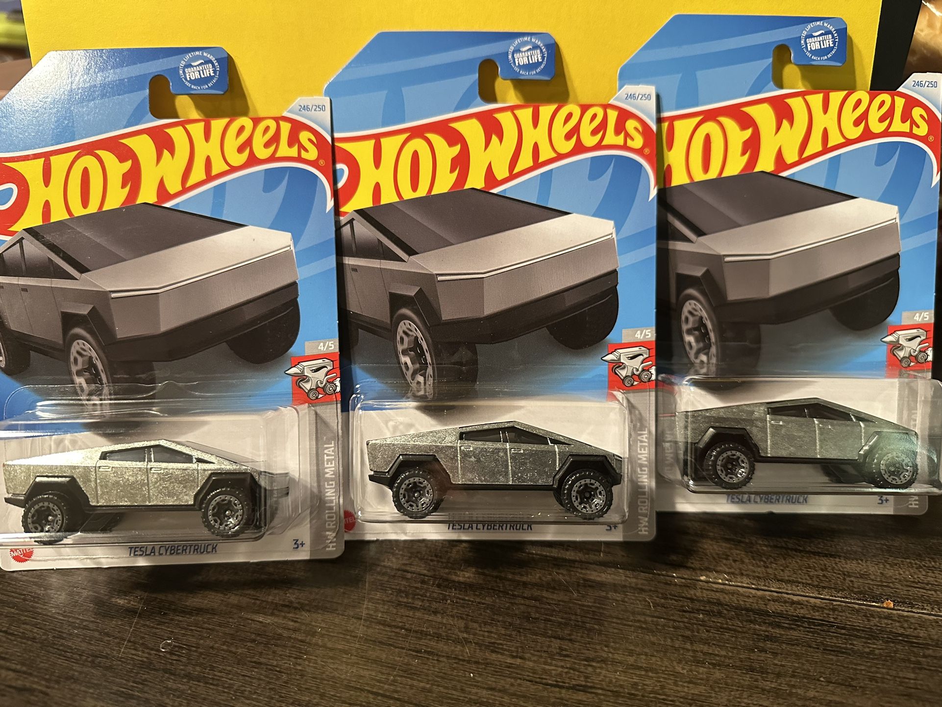 Hot Wheel Cyber Truck 