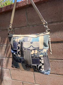 COACH BAGS FOR SALE