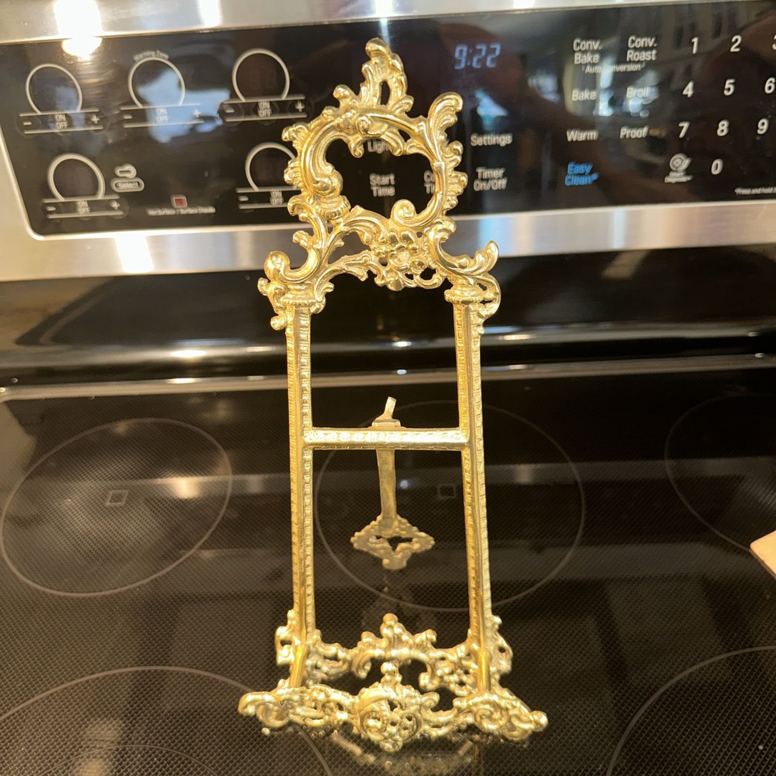 Vintage Victorian Style Easel Ornate Brass Floral Plate Stand Picture Holder 12.5”
