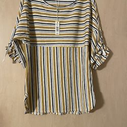 Brand new super cute women’s size small Max Studio shirt. Yellow with stripes. 