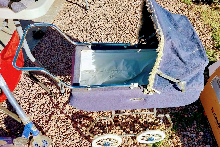 Vintage Baby Doll Stroller 