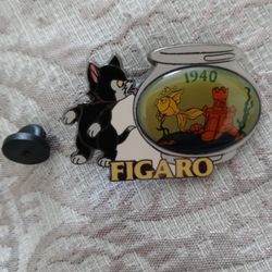 Disney Trading Pin Rare Figueroa With Fishbowl Pinocchio