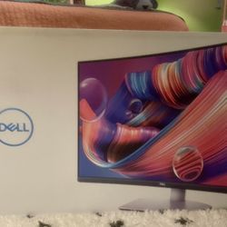 DELL 32” CURVED MONITOR NEW!