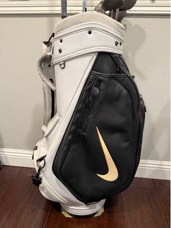 Nike golf staff bag