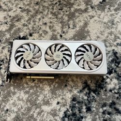 GIGABYTE AERO RTX 4060 OC 8GB GPU – Excellent Condition, Original Packaging!