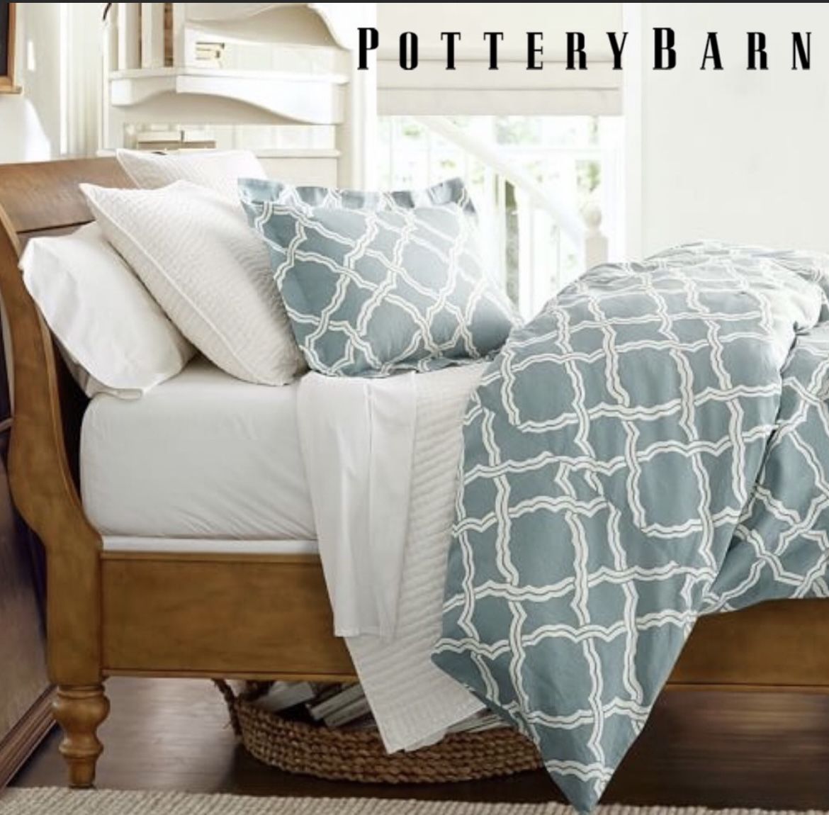 Pottery Barn KING Size Duvet Cover And 2 Pillow Shams for Sale in
