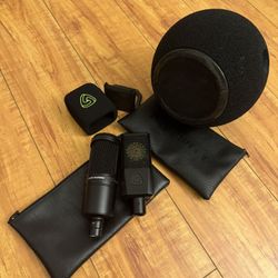 Microphone &  Isolation Booth Package