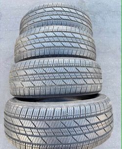 245/50/20 Bridgestone 📍📍 Vendo un set de llantas con 80% de vida las 4 📍🌟